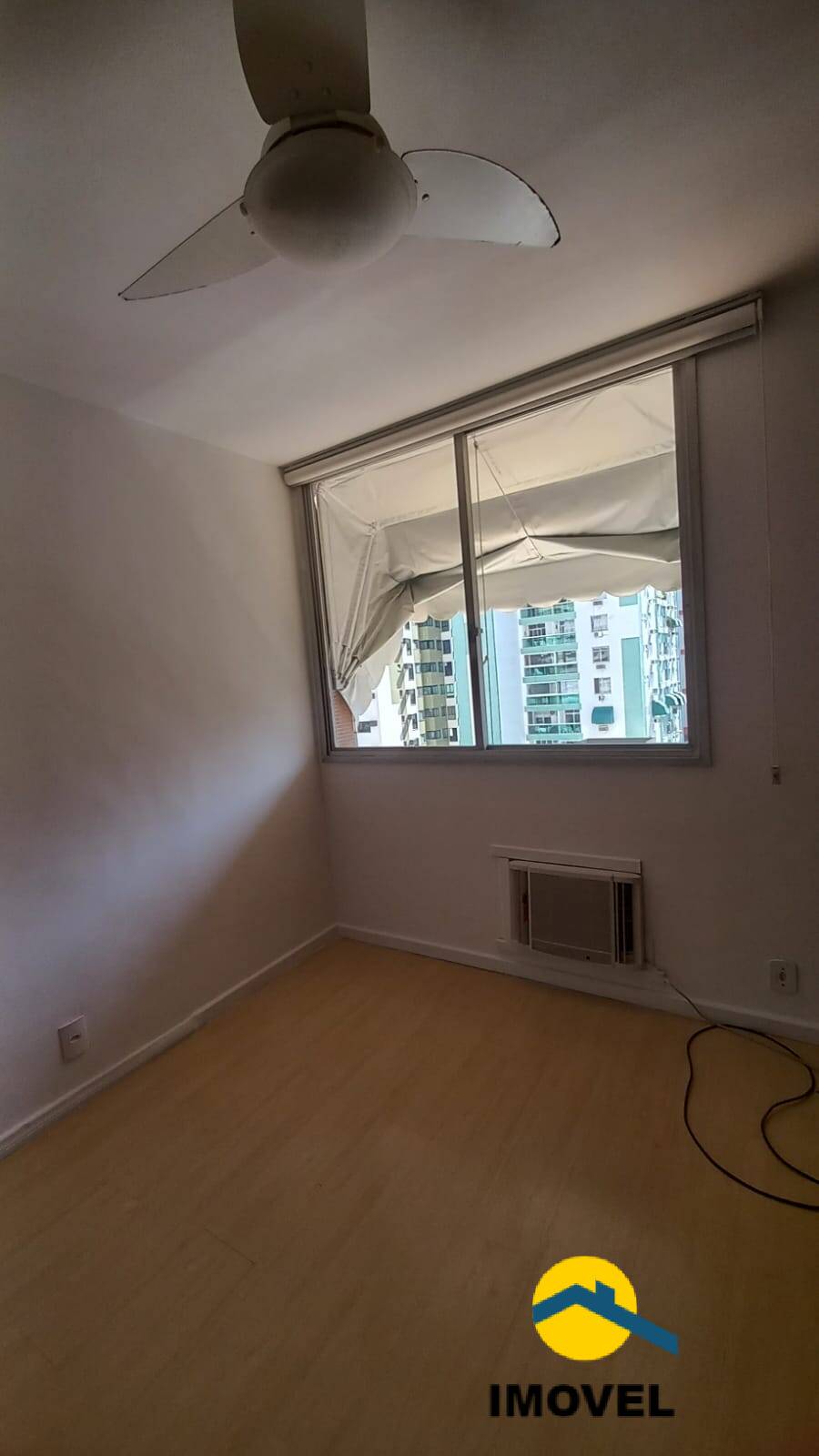 Apartamento à venda com 2 quartos, 80m² - Foto 32