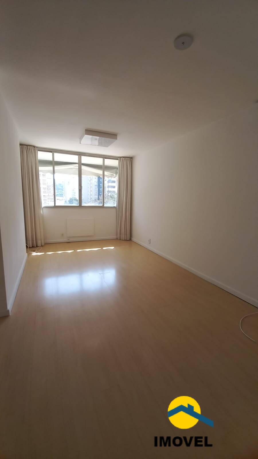 Apartamento à venda com 2 quartos, 80m² - Foto 1