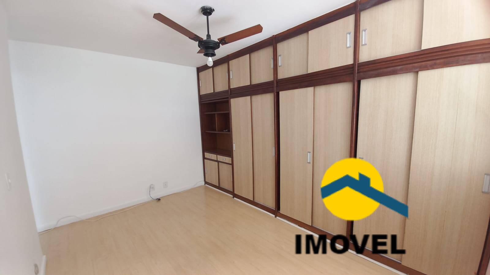 Apartamento à venda com 2 quartos, 80m² - Foto 24