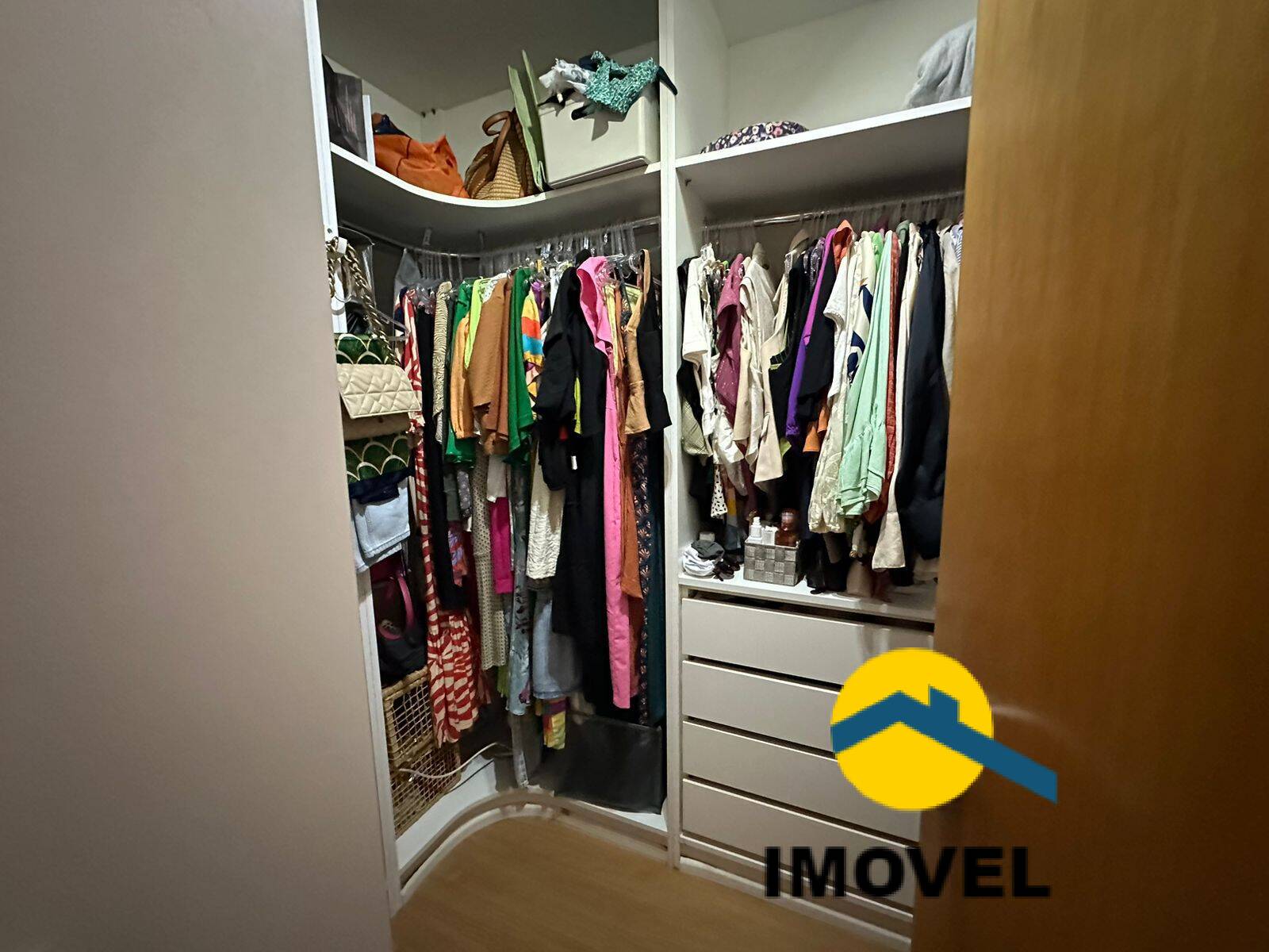 Apartamento à venda com 2 quartos, 102m² - Foto 15