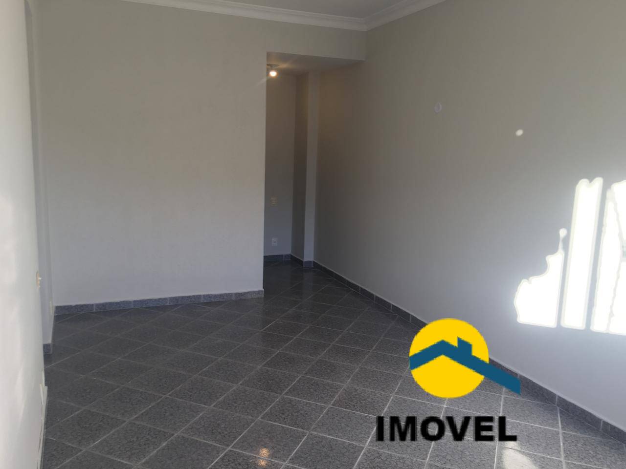 Apartamento à venda com 2 quartos, 65m² - Foto 2