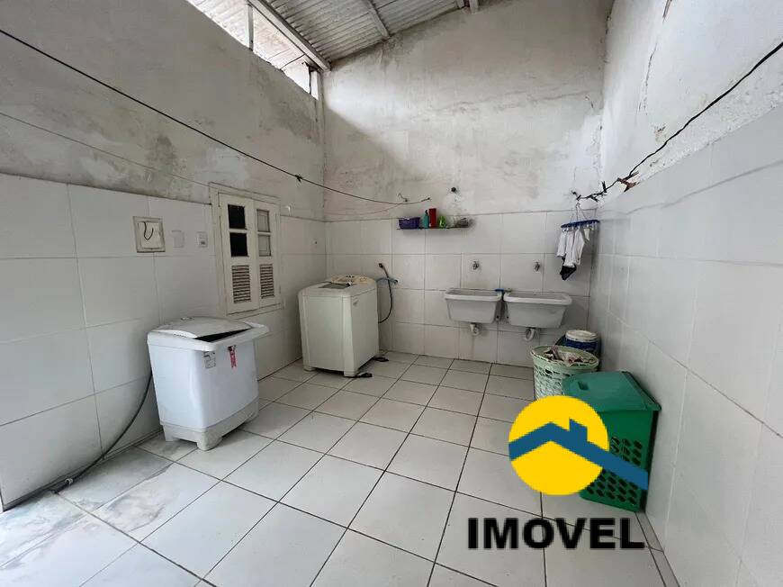 Casa à venda com 3 quartos, 200m² - Foto 15