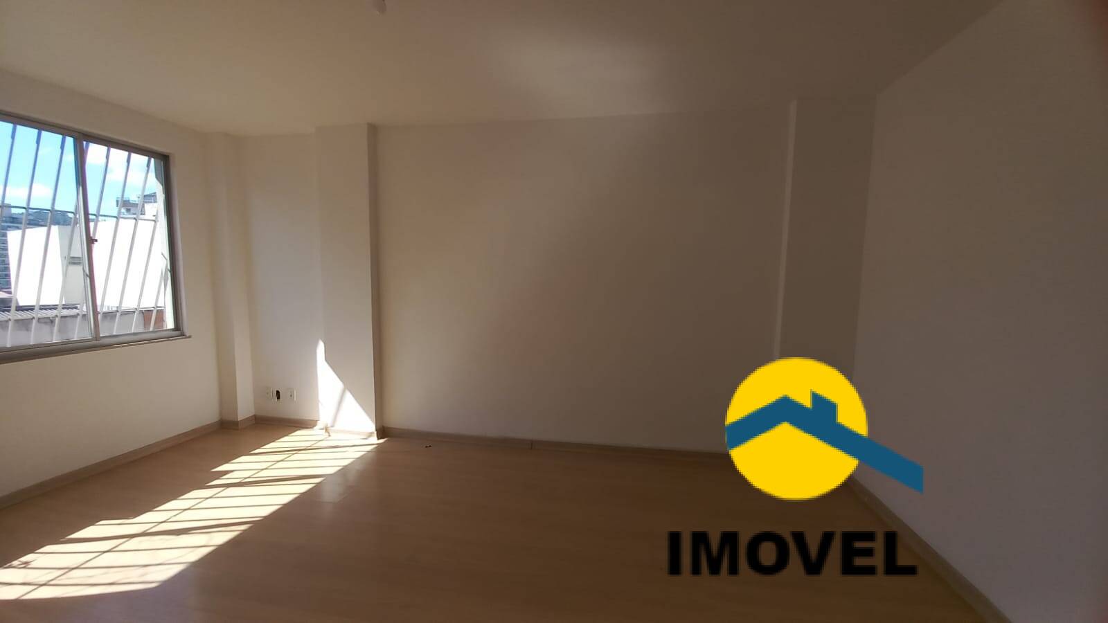 Apartamento à venda com 2 quartos, 85m² - Foto 11