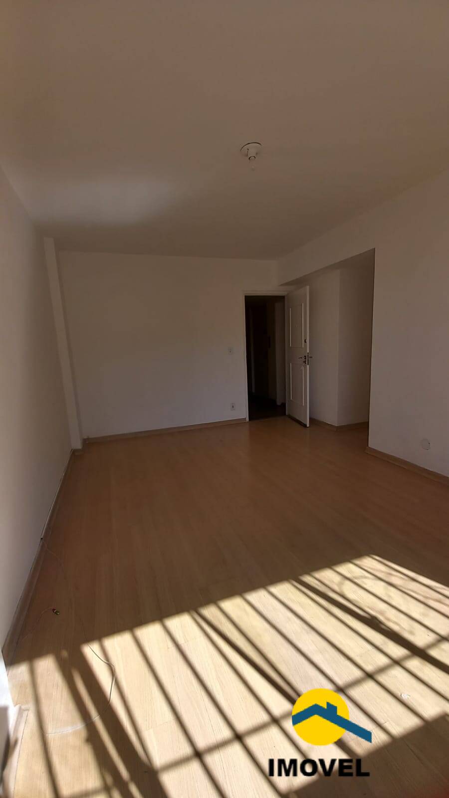 Apartamento à venda com 2 quartos, 85m² - Foto 7