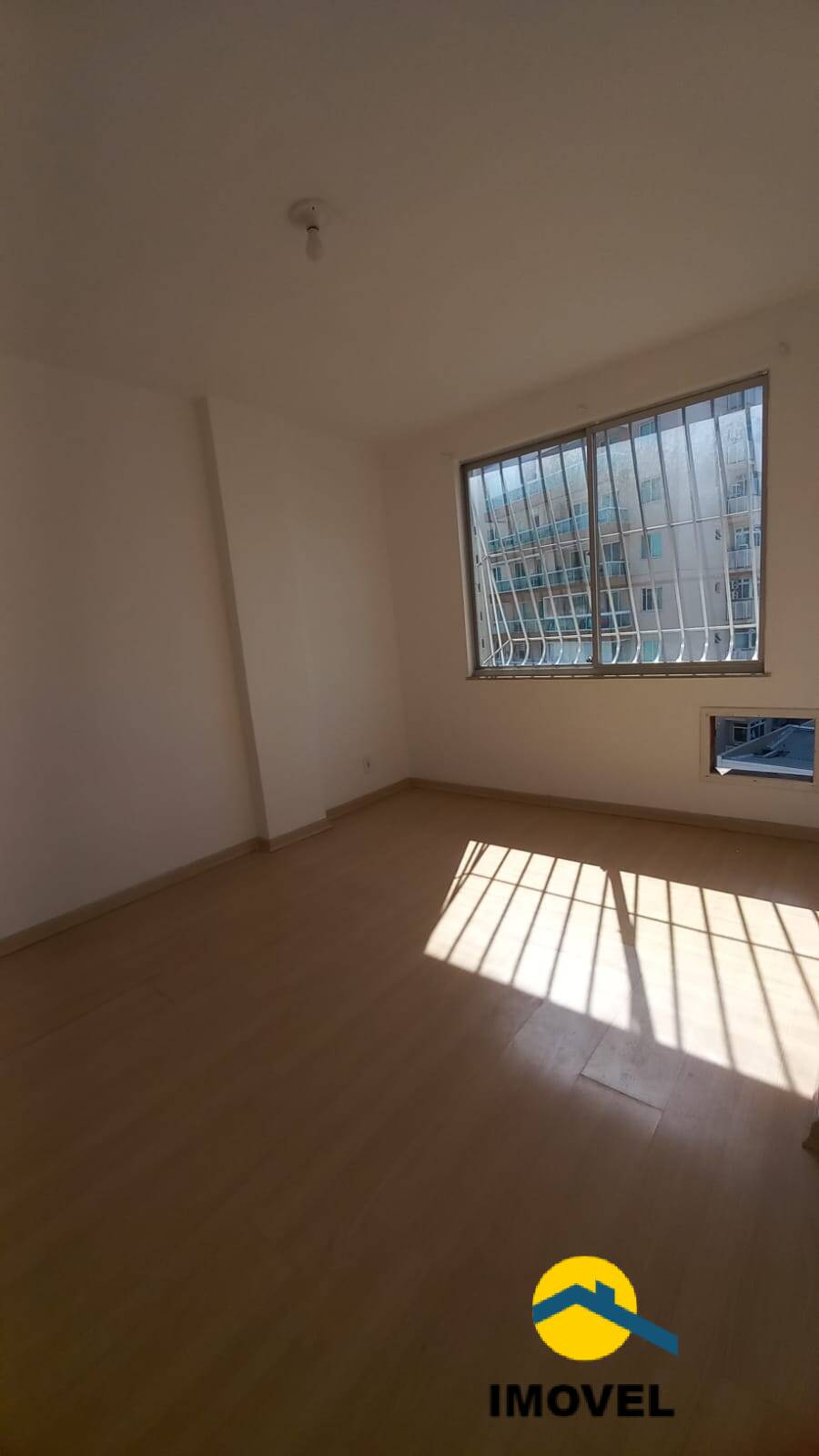 Apartamento à venda com 2 quartos, 85m² - Foto 20