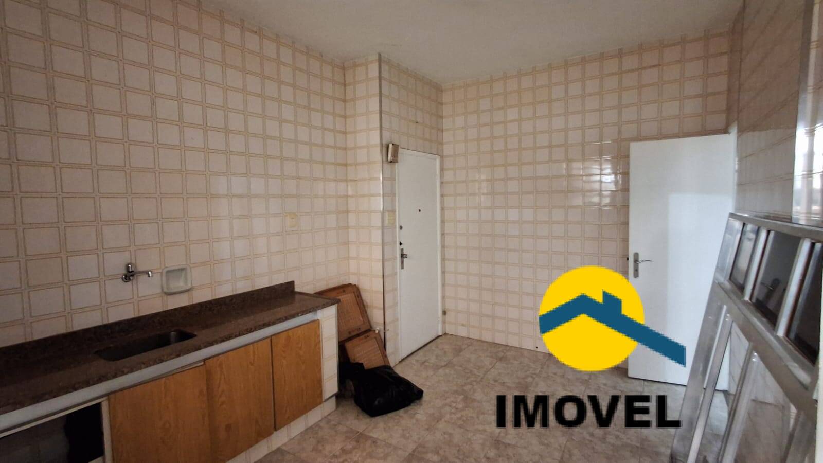 Apartamento à venda com 2 quartos, 94m² - Foto 11