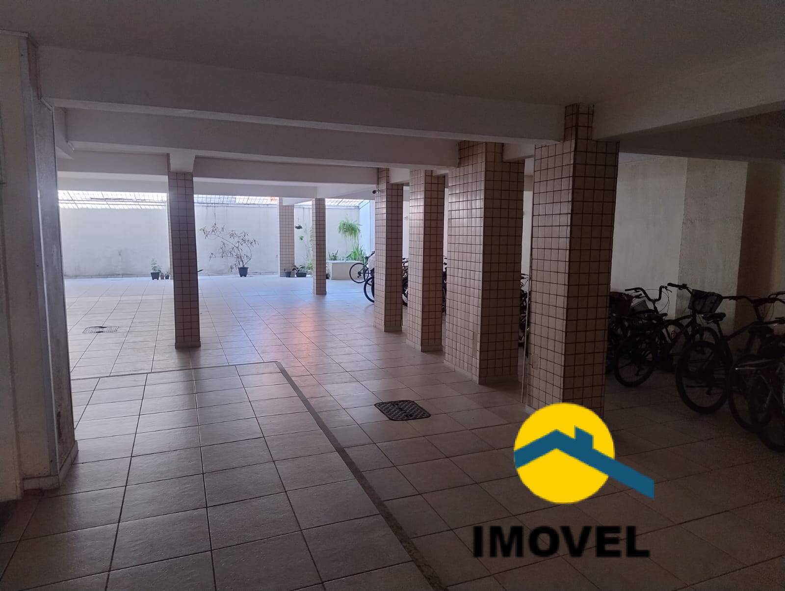 Apartamento à venda com 2 quartos, 70m² - Foto 25