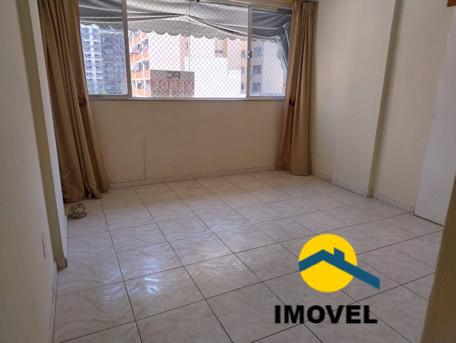 Apartamento à venda com 2 quartos, 70m² - Foto 7