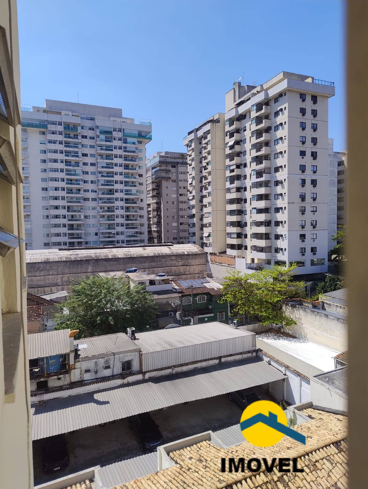 Apartamento à venda com 2 quartos, 70m² - Foto 19