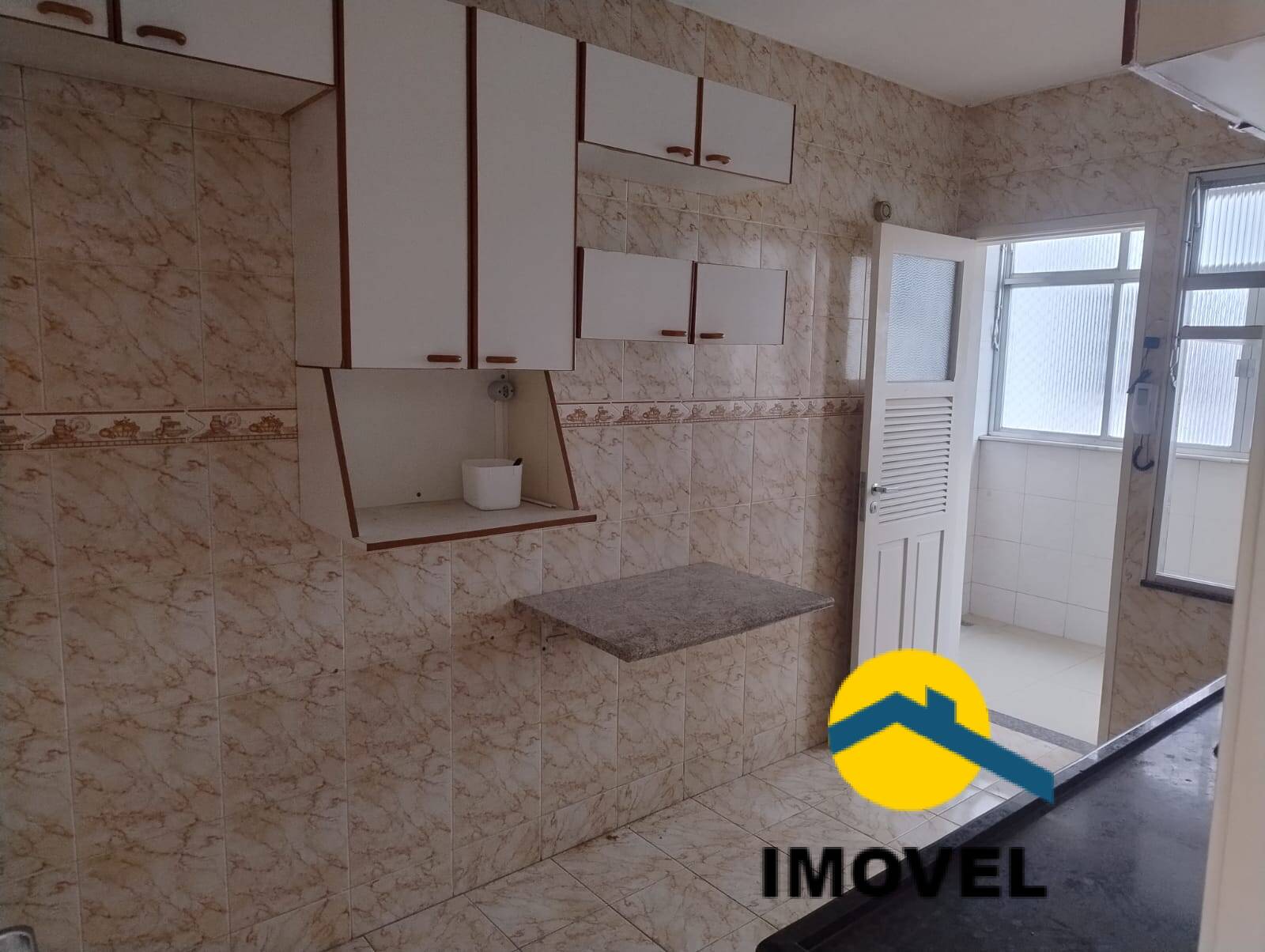 Apartamento à venda com 2 quartos, 75m² - Foto 11