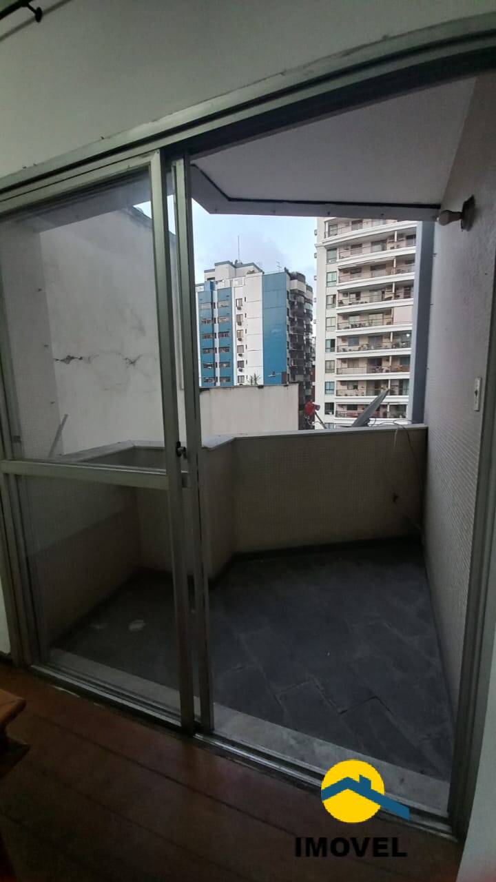 Apartamento à venda com 3 quartos, 129m² - Foto 14