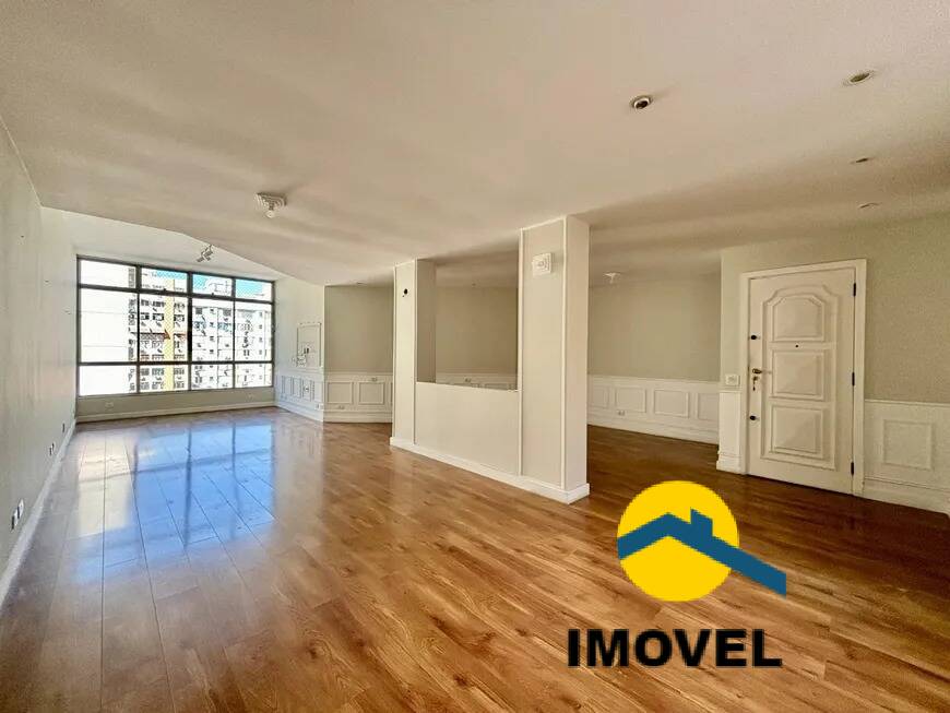 Apartamento à venda com 3 quartos, 140m² - Foto 1