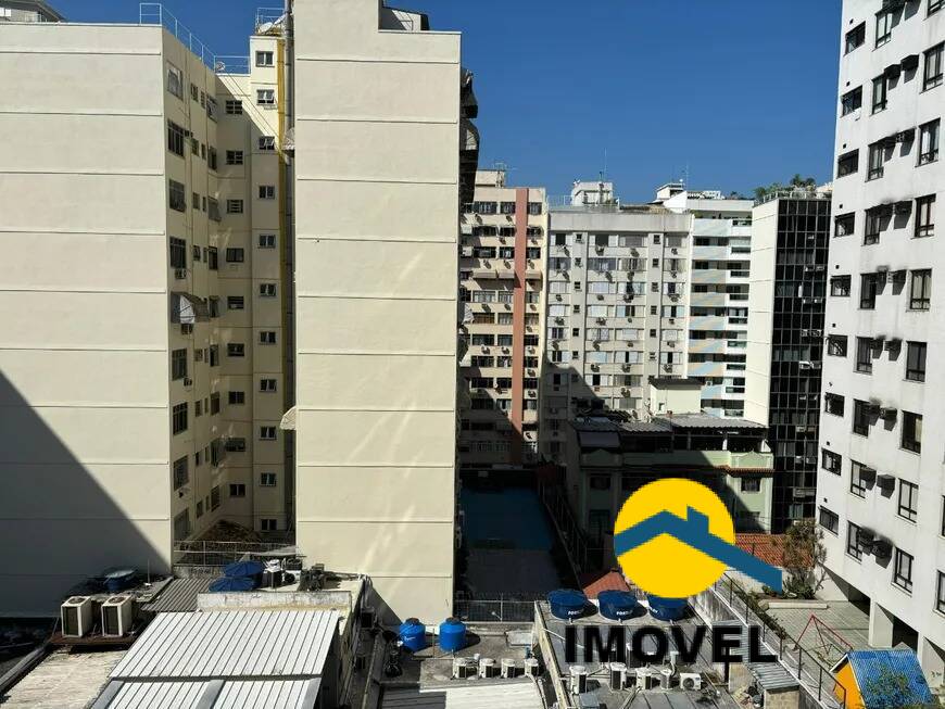 Apartamento à venda com 3 quartos, 140m² - Foto 7