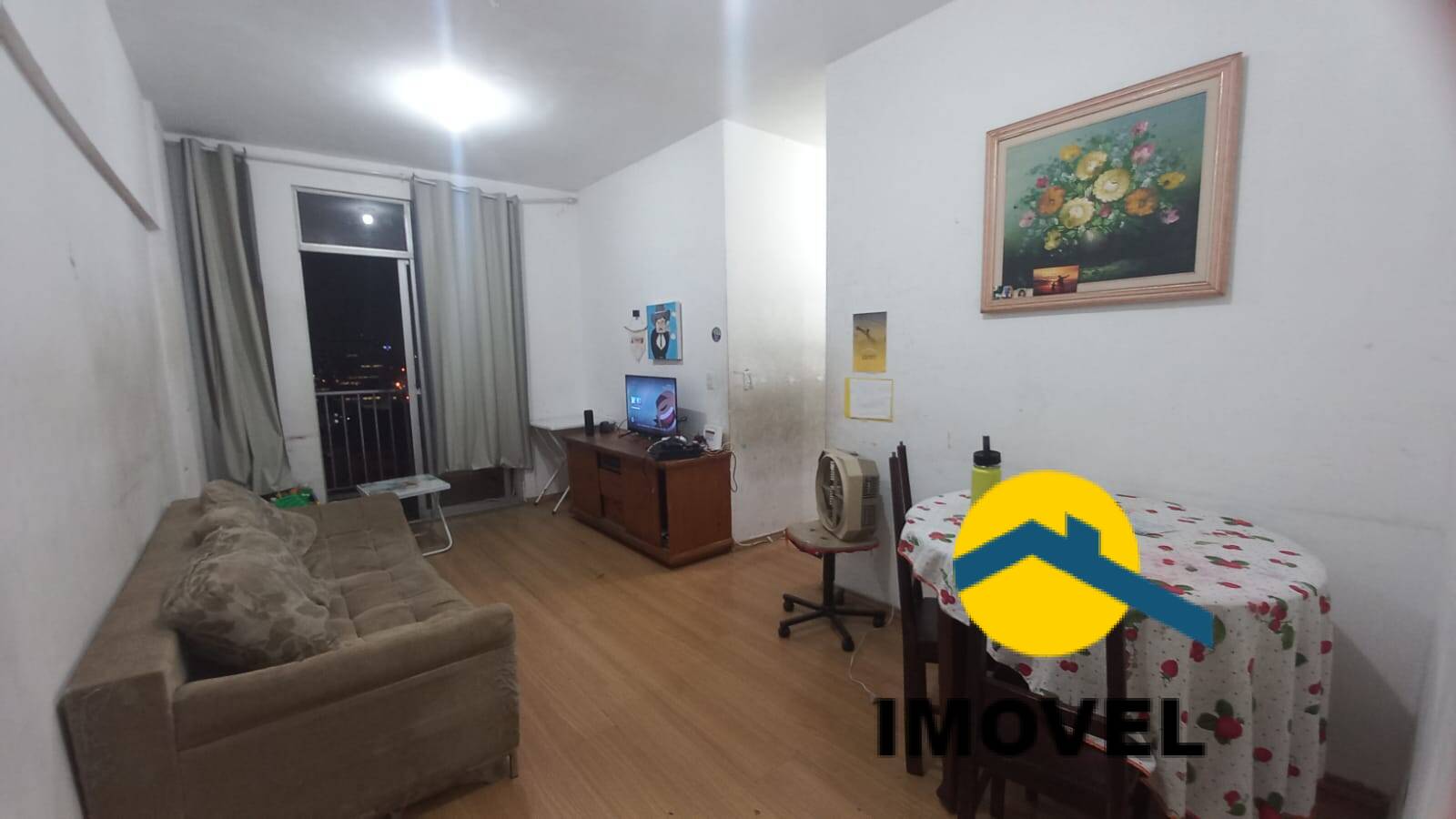 Apartamento à venda com 2 quartos, 80m² - Foto 1