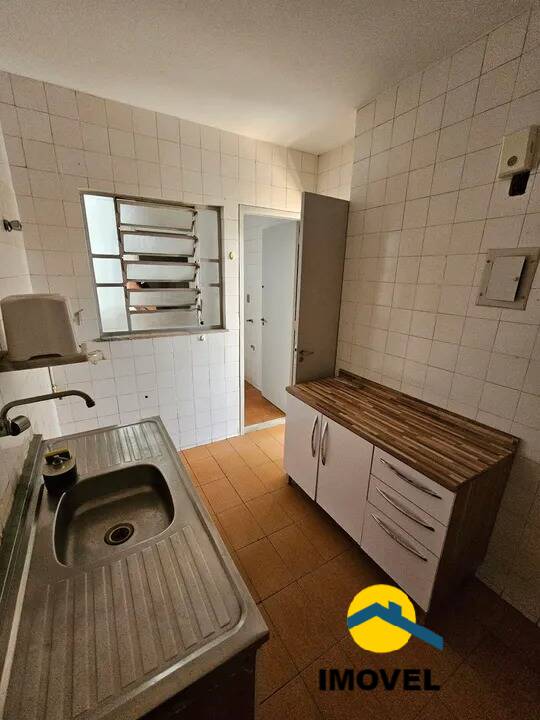 Apartamento à venda com 2 quartos, 70m² - Foto 11