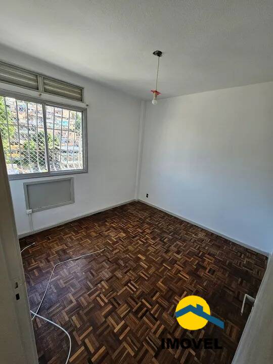 Apartamento à venda com 2 quartos, 70m² - Foto 5