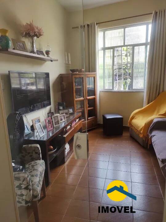 Apartamento à venda com 2 quartos, 72m² - Foto 1