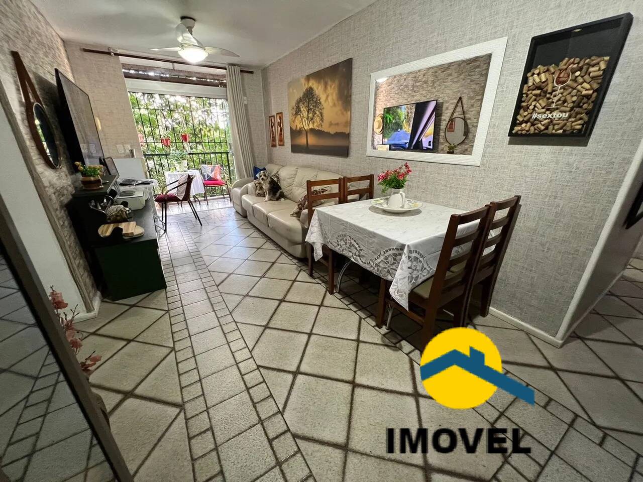 Apartamento à venda com 3 quartos, 100m² - Foto 1