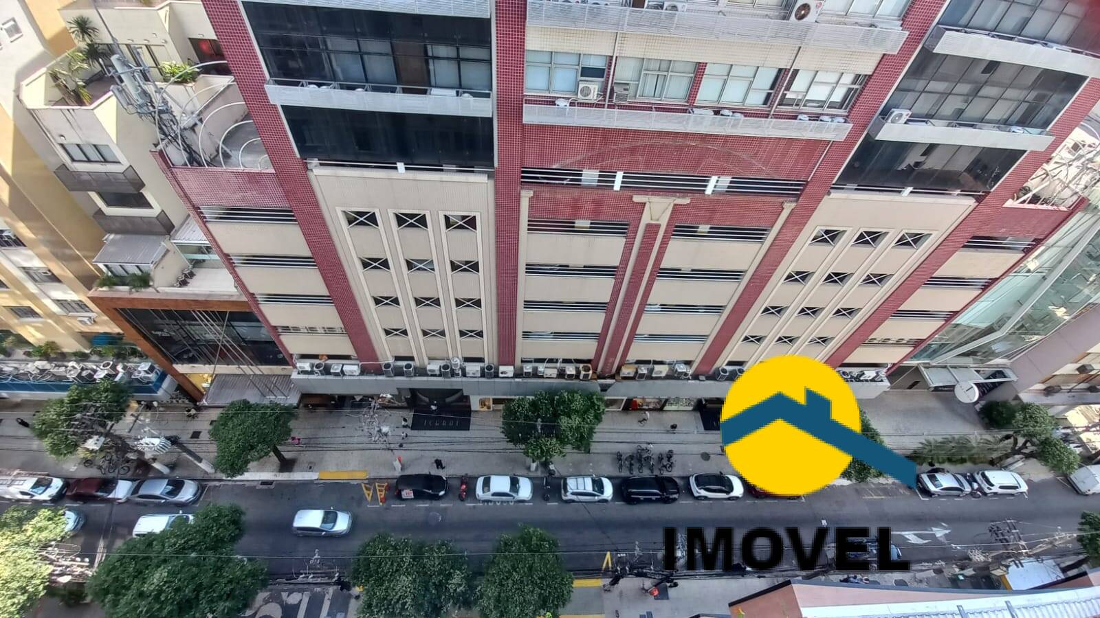 Apartamento à venda com 3 quartos, 130m² - Foto 3