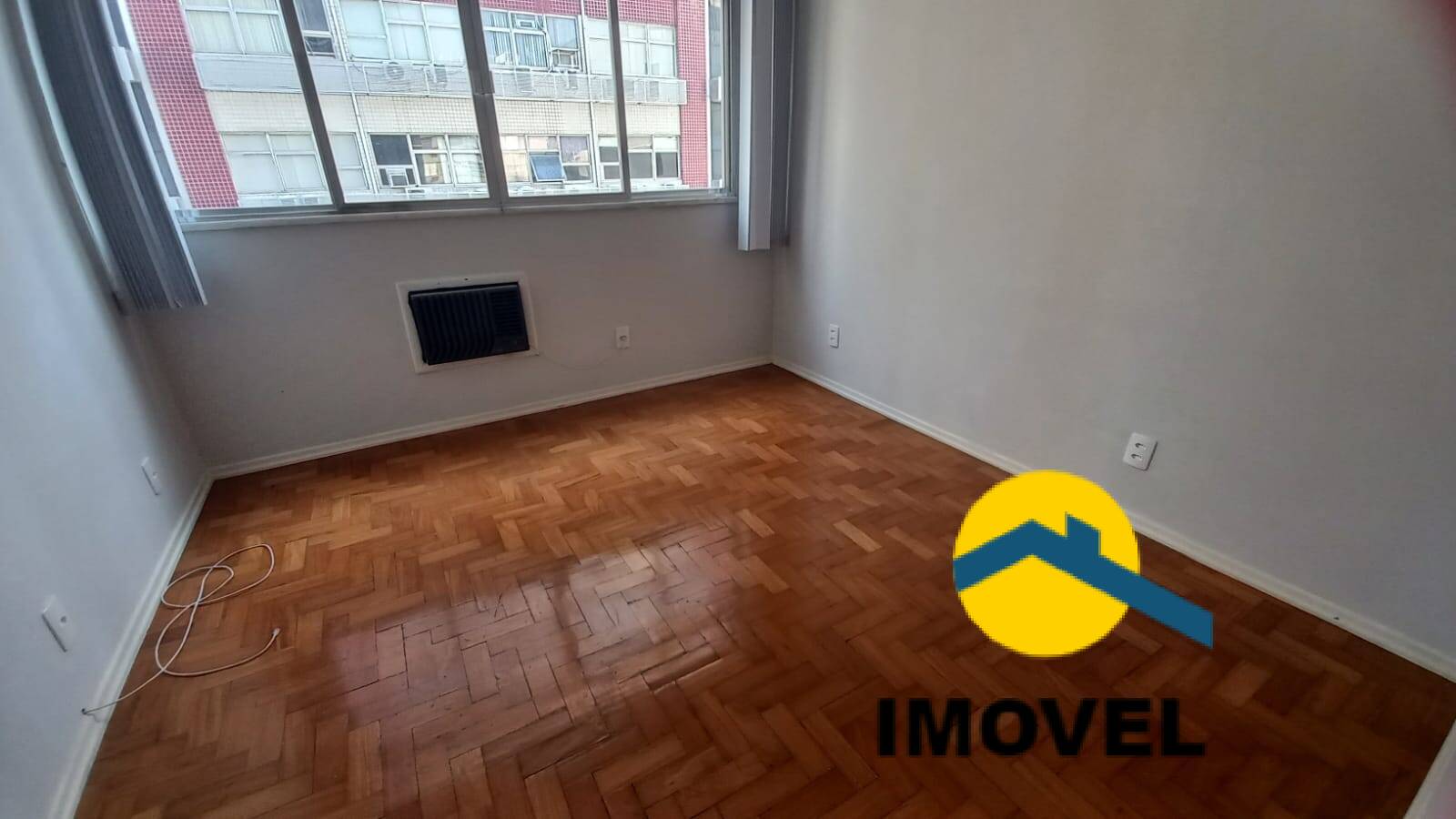 Apartamento à venda com 3 quartos, 130m² - Foto 13