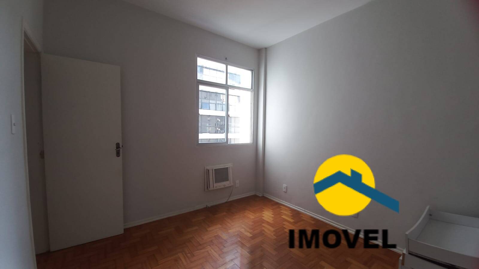 Apartamento à venda com 3 quartos, 130m² - Foto 33