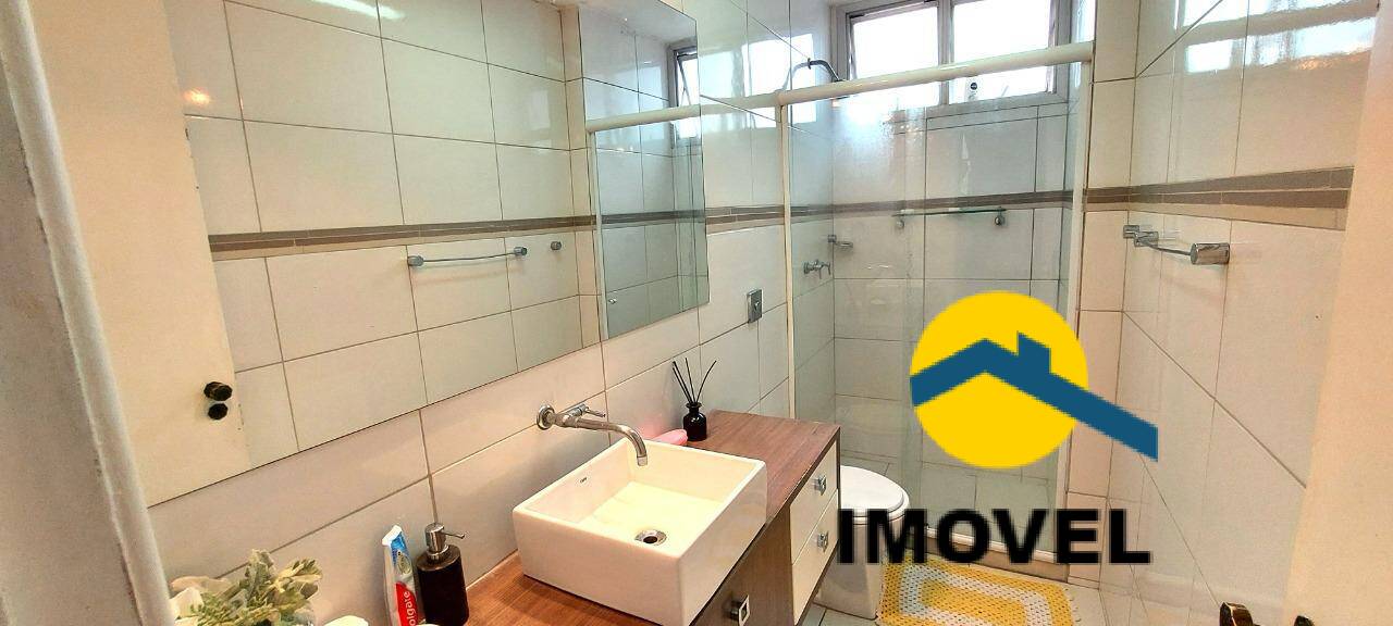 Apartamento à venda com 3 quartos, 138m² - Foto 8