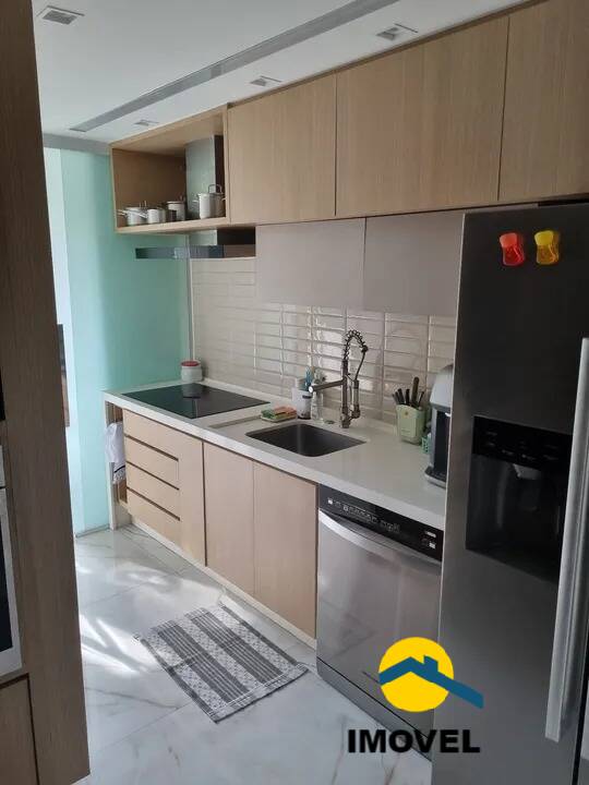 Apartamento à venda com 3 quartos, 120m² - Foto 17