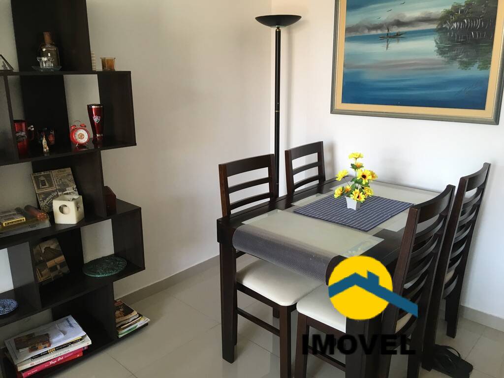 Apartamento à venda com 2 quartos, 70m² - Foto 3