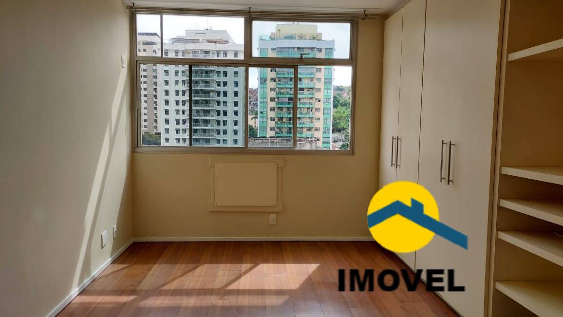 Apartamento à venda com 4 quartos, 150m² - Foto 10