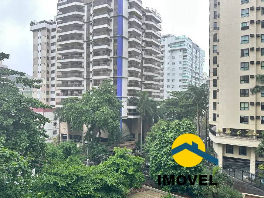 Apartamento à venda com 3 quartos, 130m² - Foto 6