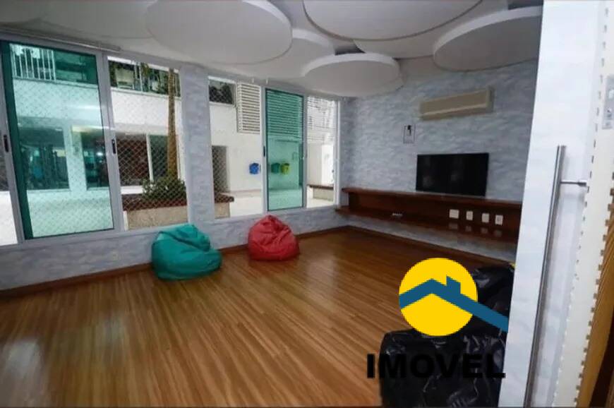 Apartamento à venda com 3 quartos, 130m² - Foto 37