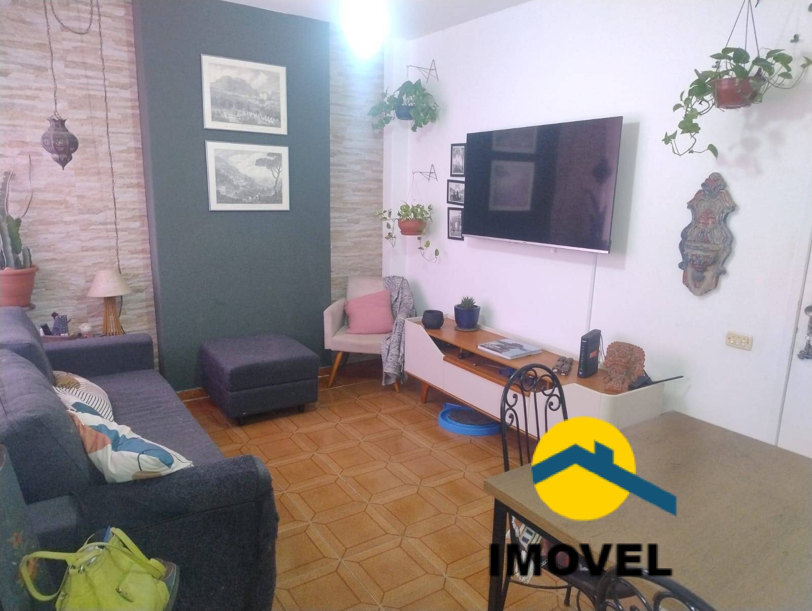 Apartamento à venda com 2 quartos, 70m² - Foto 3