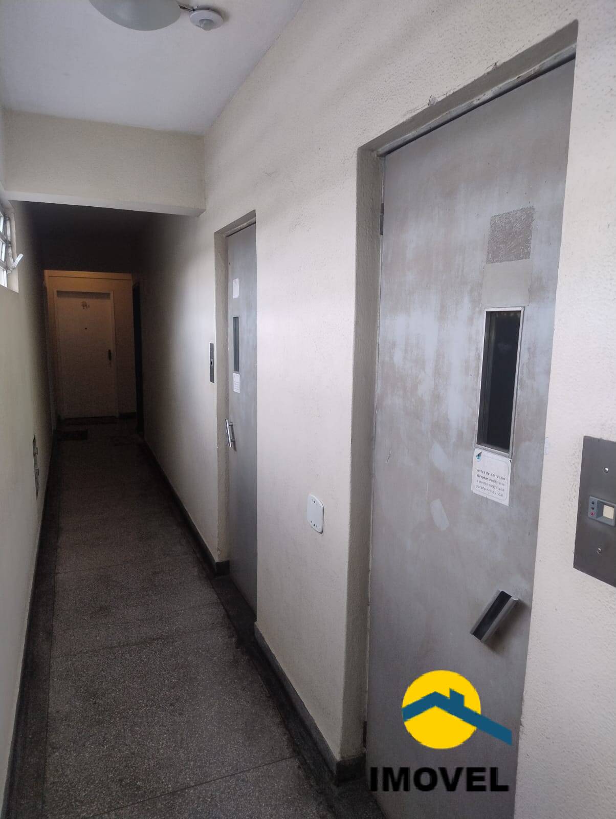 Apartamento à venda com 2 quartos, 70m² - Foto 19