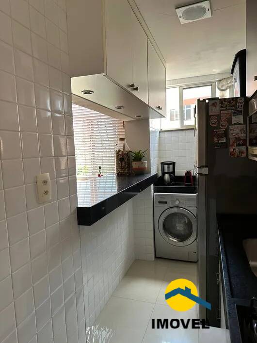 Apartamento à venda com 2 quartos, 65m² - Foto 9