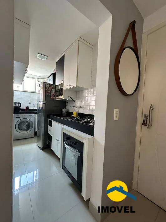 Apartamento à venda com 2 quartos, 65m² - Foto 24