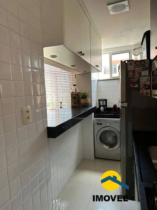 Apartamento à venda com 2 quartos, 65m² - Foto 11