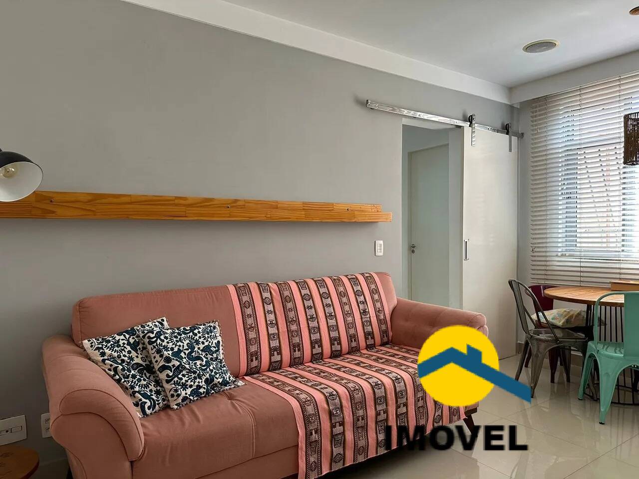 Apartamento à venda com 2 quartos, 65m² - Foto 4