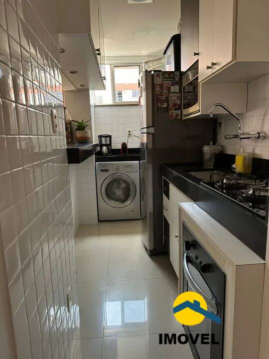 Apartamento à venda com 2 quartos, 65m² - Foto 8