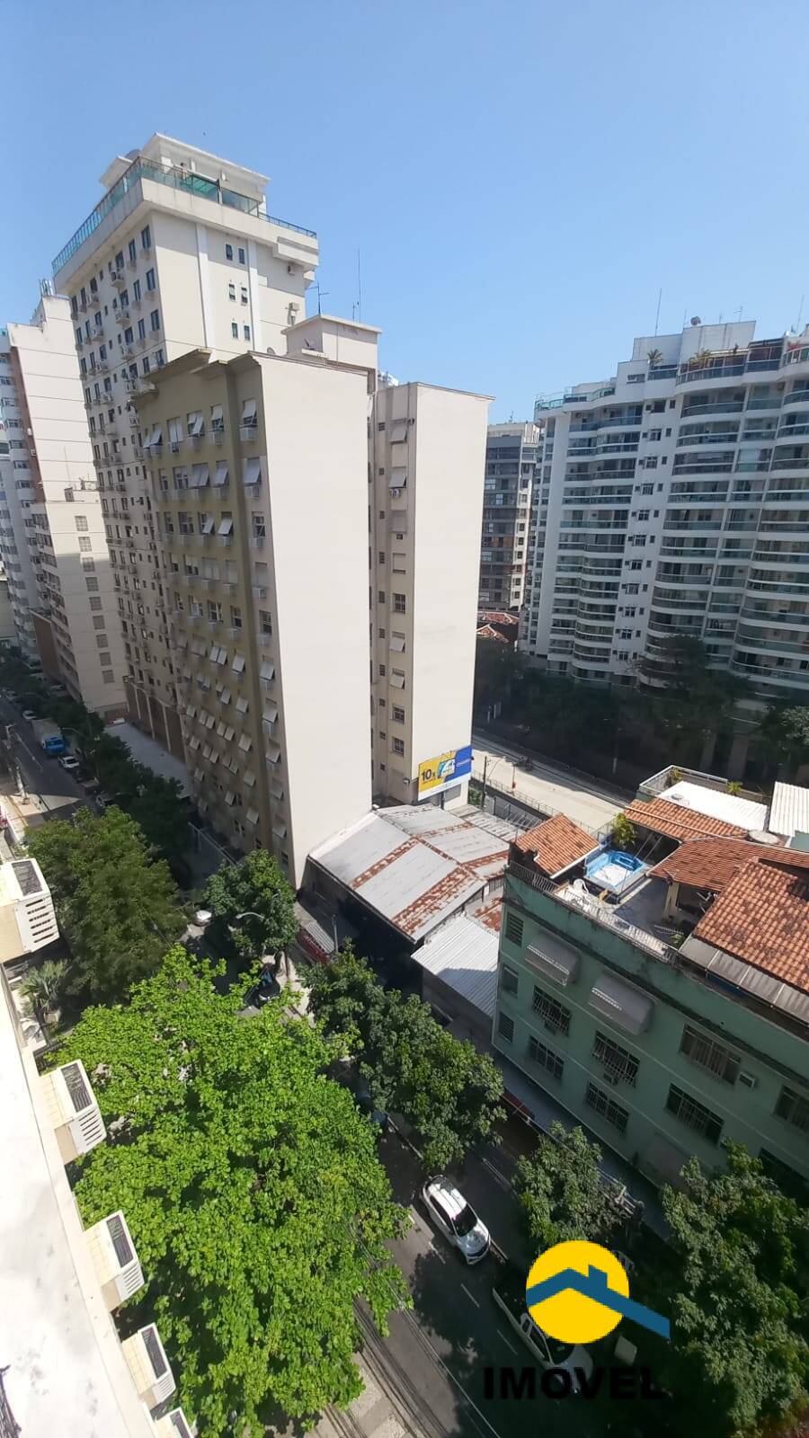 Apartamento à venda com 2 quartos, 75m² - Foto 35