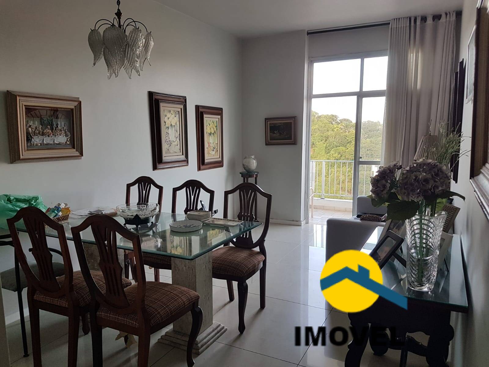 Apartamento à venda com 2 quartos, 90m² - Foto 1