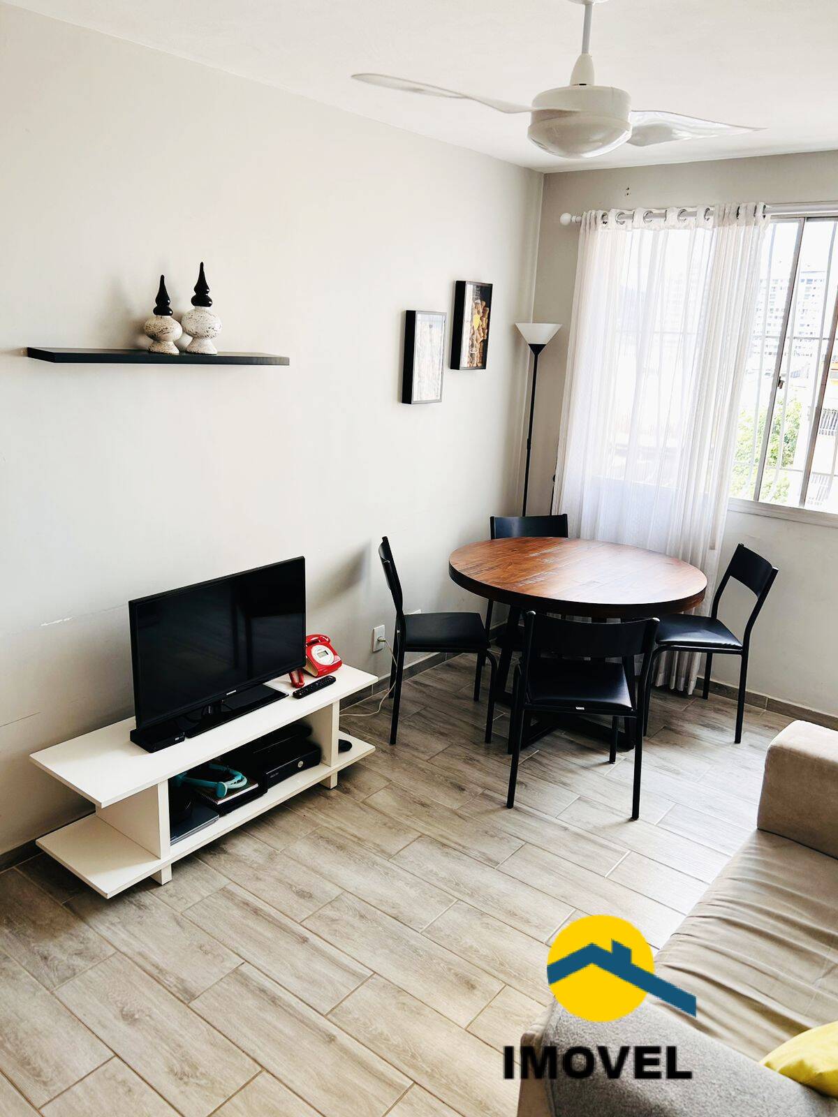 Apartamento à venda com 2 quartos, 76m² - Foto 1