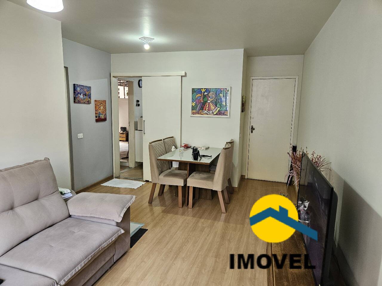 Apartamento à venda com 2 quartos, 75m² - Foto 4