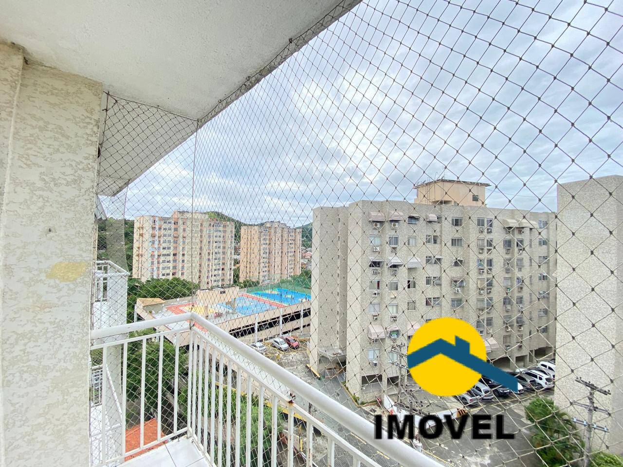 Apartamento à venda com 2 quartos, 65m² - Foto 1