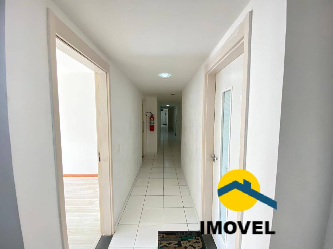 Apartamento à venda com 2 quartos, 65m² - Foto 12