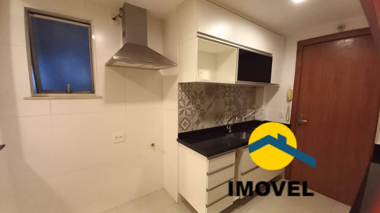 Apartamento à venda com 2 quartos, 75m² - Foto 47