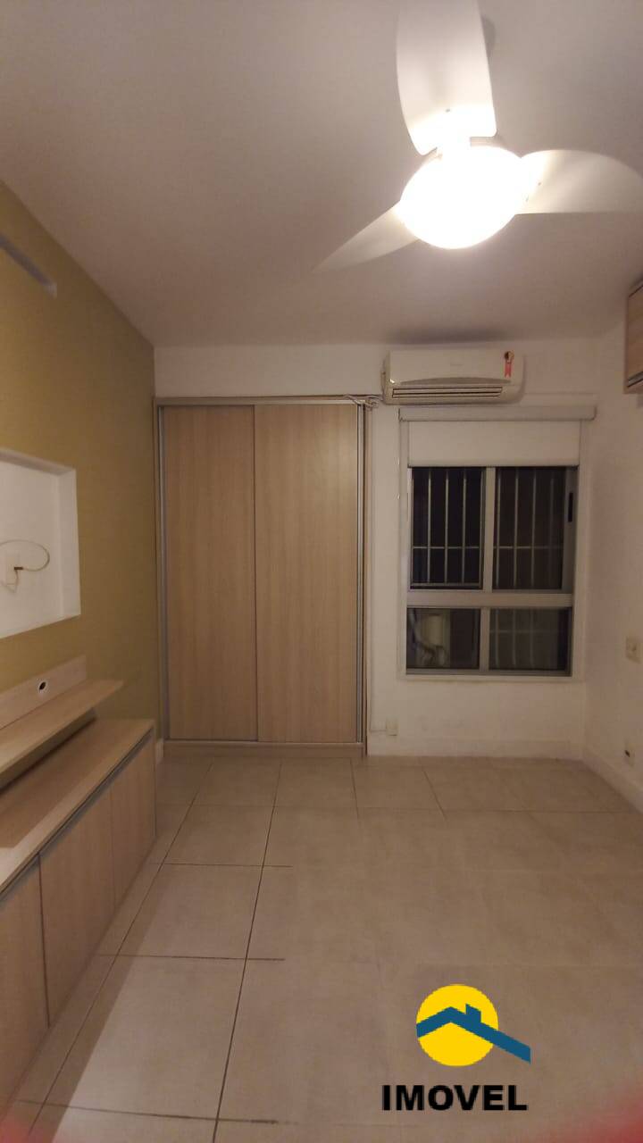 Apartamento à venda com 2 quartos, 75m² - Foto 35