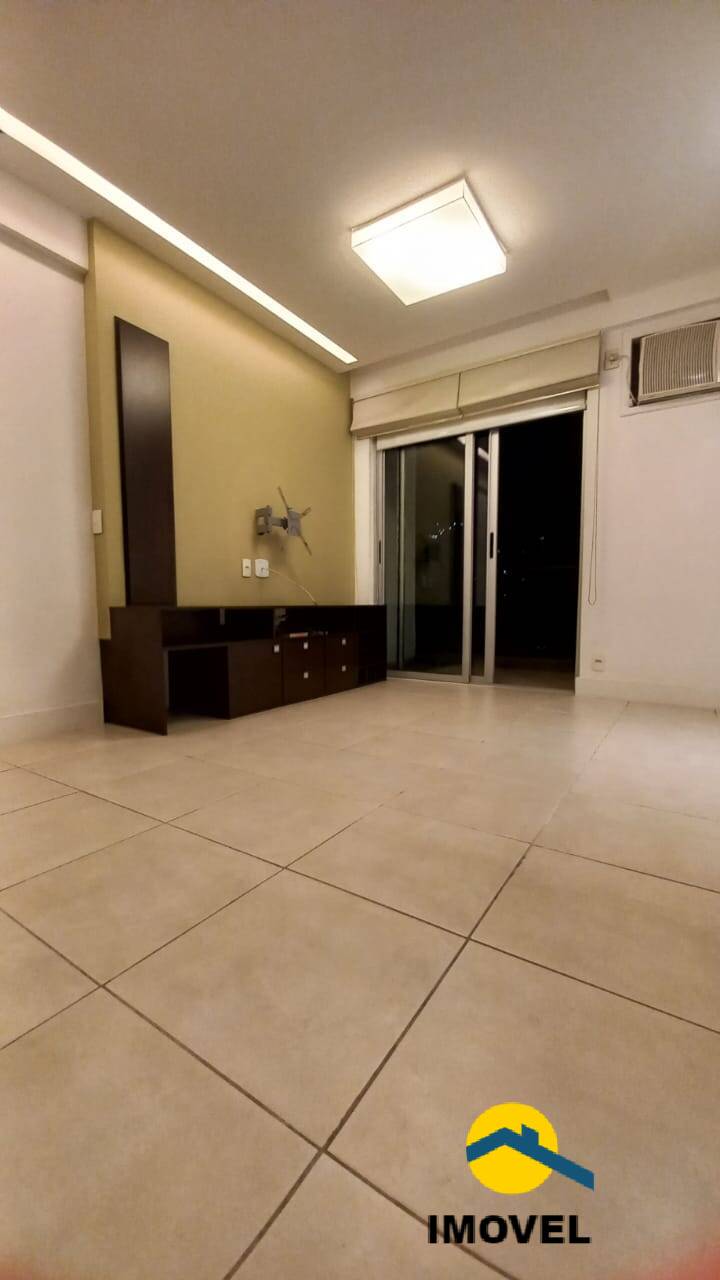 Apartamento à venda com 2 quartos, 75m² - Foto 14