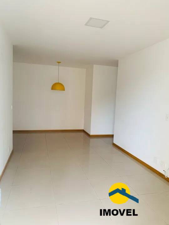 Apartamento à venda com 2 quartos, 76m² - Foto 4