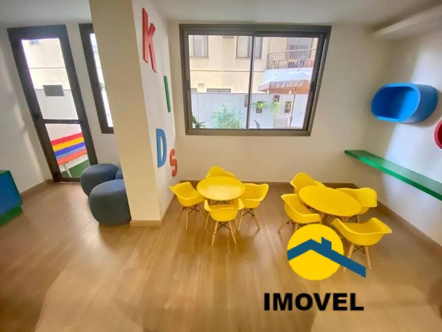 Apartamento à venda com 2 quartos, 76m² - Foto 17