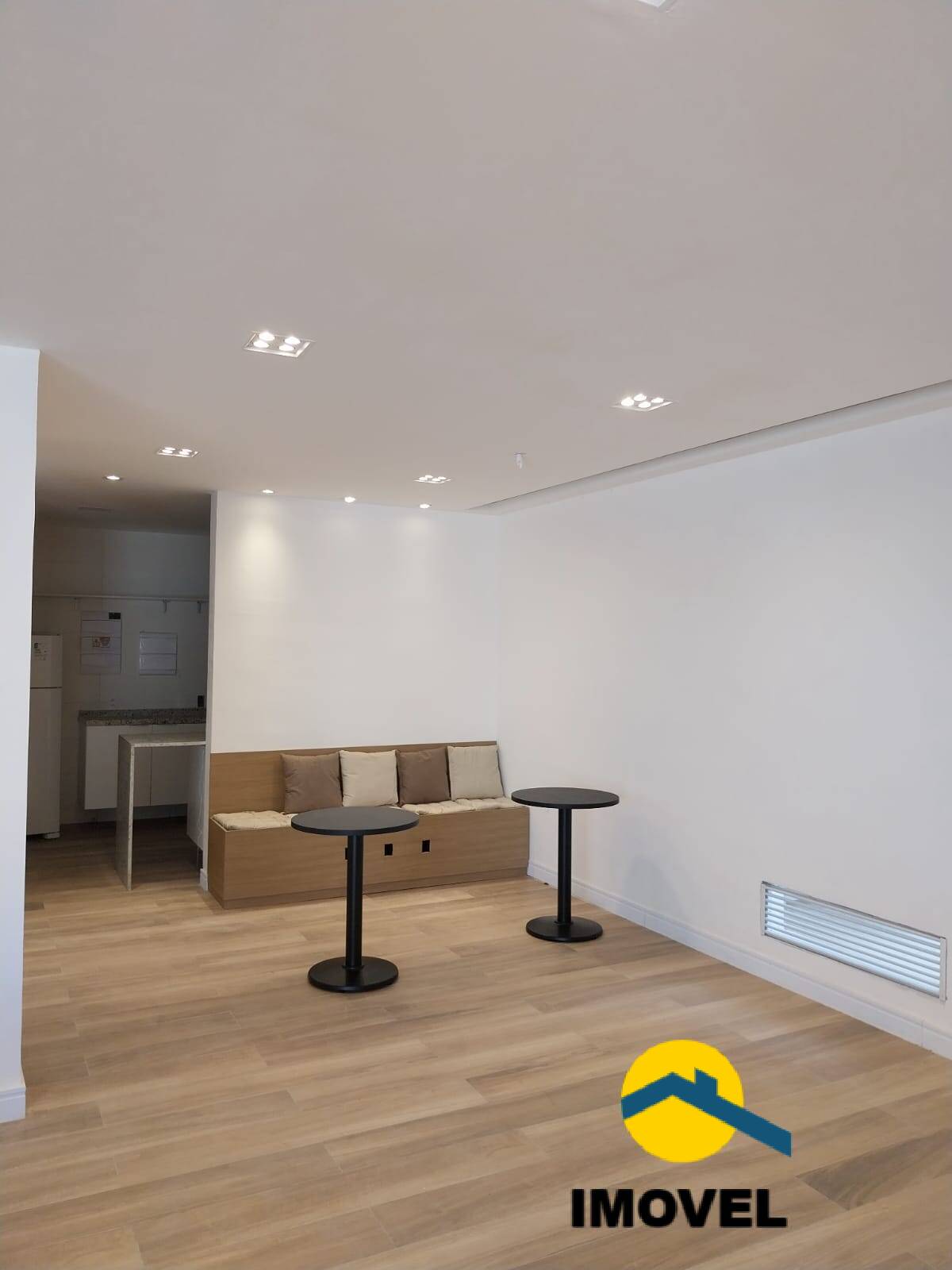 Apartamento à venda com 2 quartos, 63m² - Foto 35